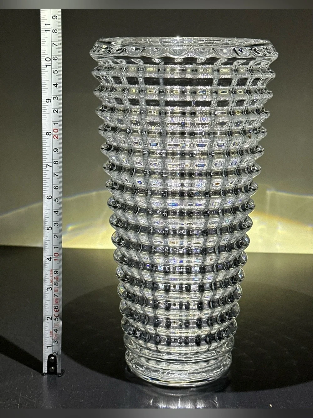 NEW SPARKLING LARGE FINE CRYSTAL VASE 11 in TALL LUXURY FLOWER ARRNGMNT EYE CUT